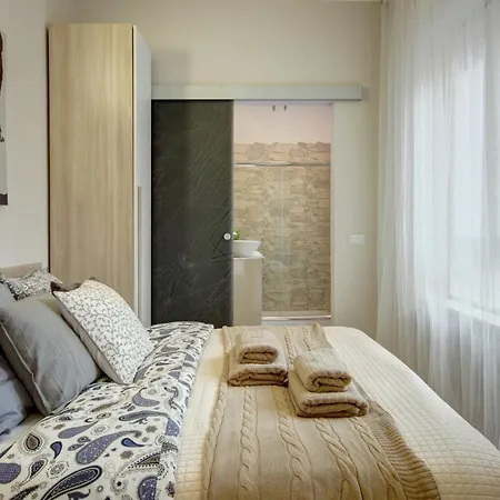 Milanrentals - Tiffany Apartman Milánó